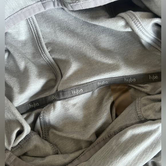 Hyba Hoodie - Picture 6 of 6